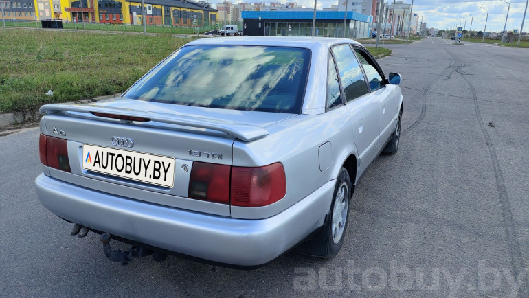 Audi A6 1 поколение (C4), 1996 года