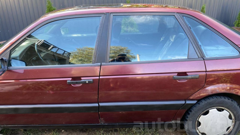 Volkswagen Passat 3 поколение (B3), 1992 года