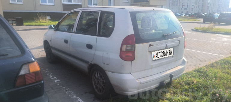 Mitsubishi Space Star 1 поколение, 2000 года