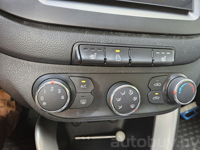 Kia Ceed 2 поколение, 2013 года