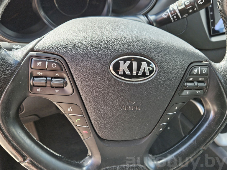 Kia Ceed 2 поколение, 2013 года