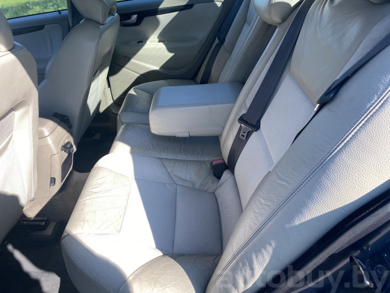 Volvo S60 1 поколение, 2003 года