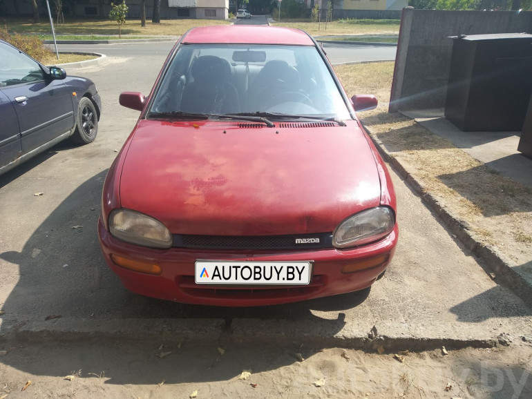 Mazda 121 2 поколение, 1991 года