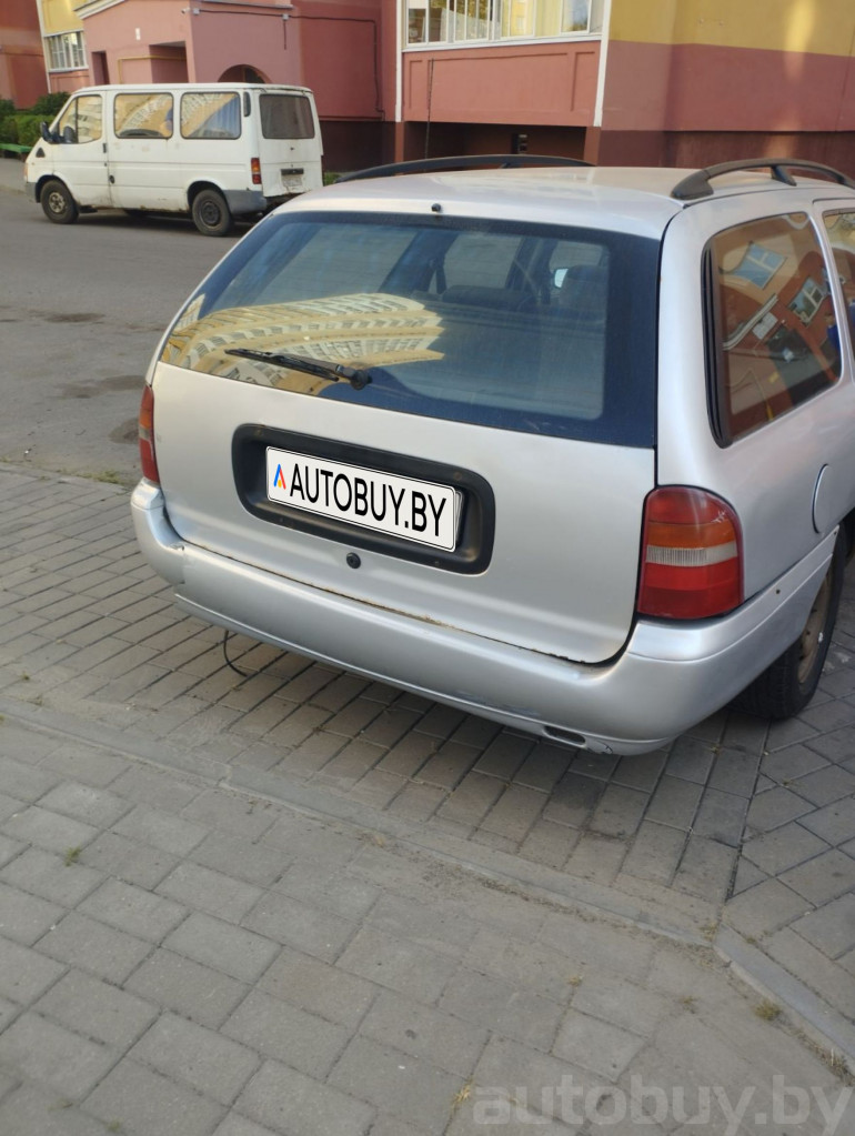 Ford Mondeo 1 поколение, 1994 года