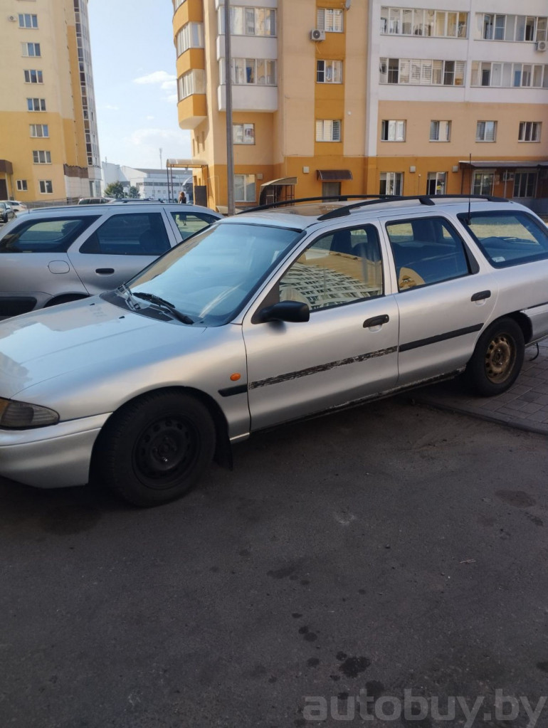 Ford Mondeo 1 поколение, 1994 года
