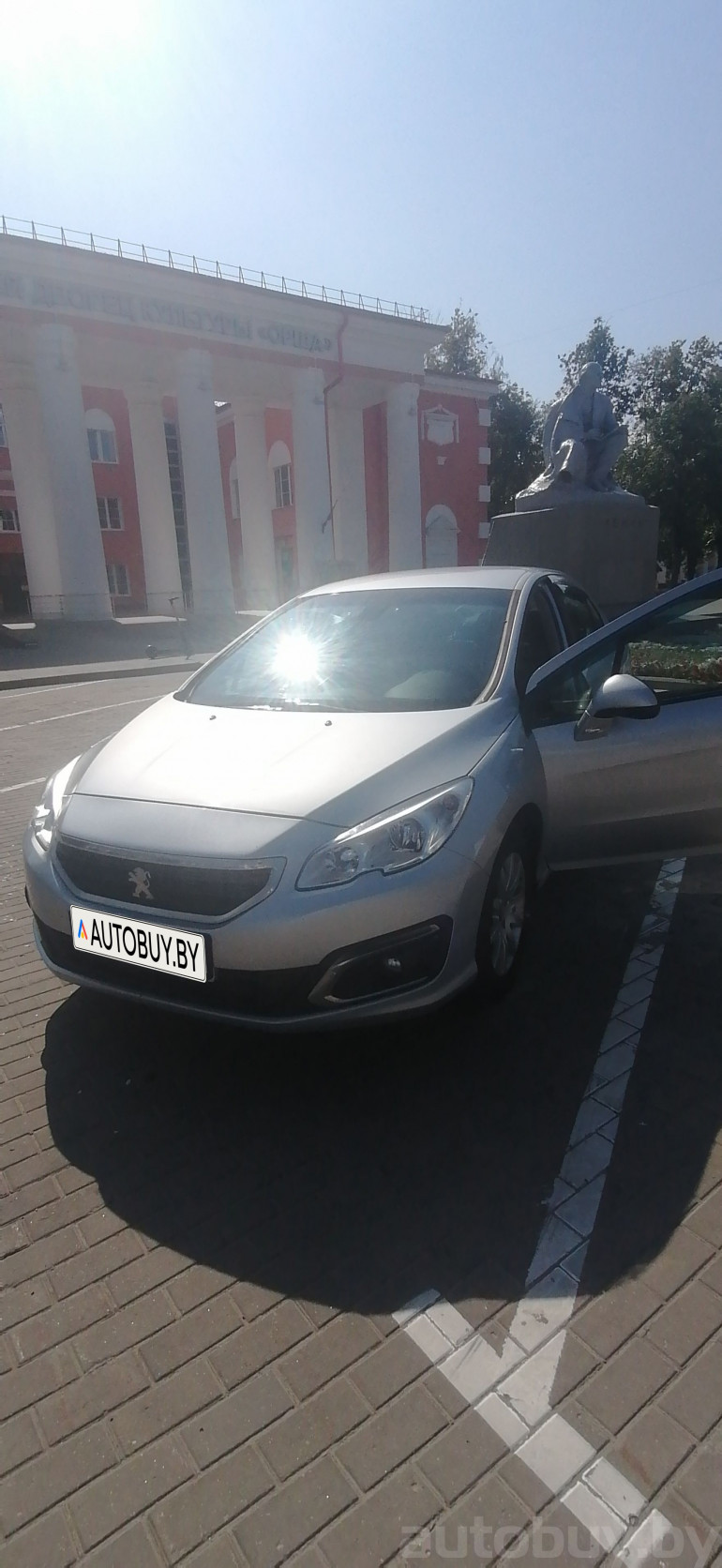 Peugeot 408 1 поколение, 2012 года