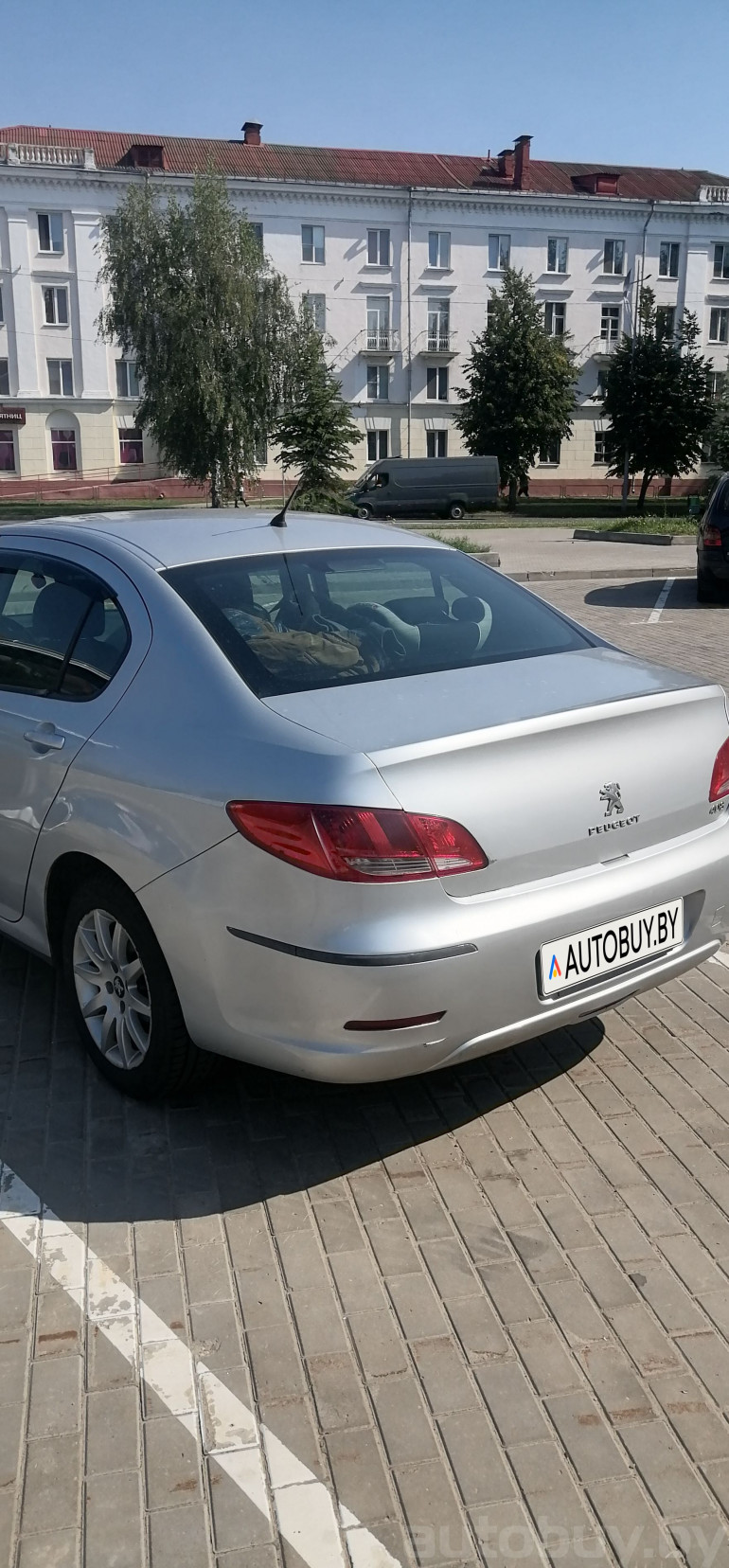 Peugeot 408 1 поколение, 2012 года