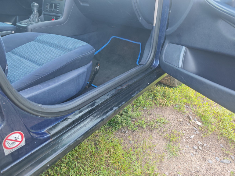 Audi A4 1 поколение (B5), 1998 года