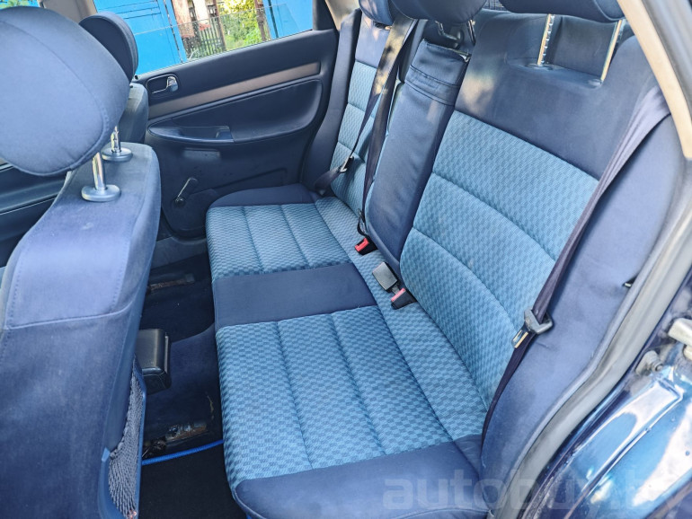 Audi A4 1 поколение (B5), 1998 года