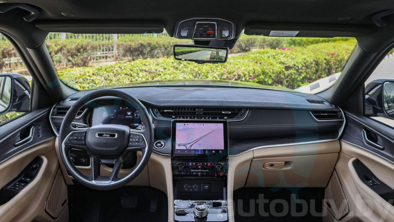 Jeep Grand Cherokee 5 поколение (WL), 2024 года