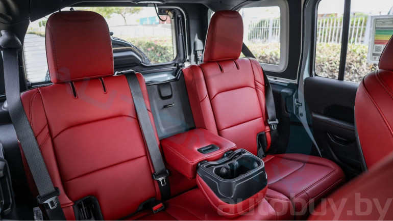 Jeep Wrangler 4 поколение (GL) [рестайлинг], 2024 года
