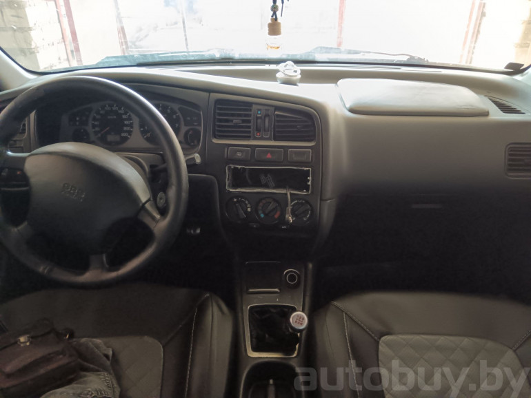 Nissan Primera 2 поколение (P11), 1997 года