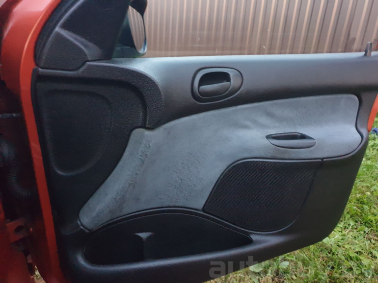 Peugeot 206 1 поколение, 1999 года