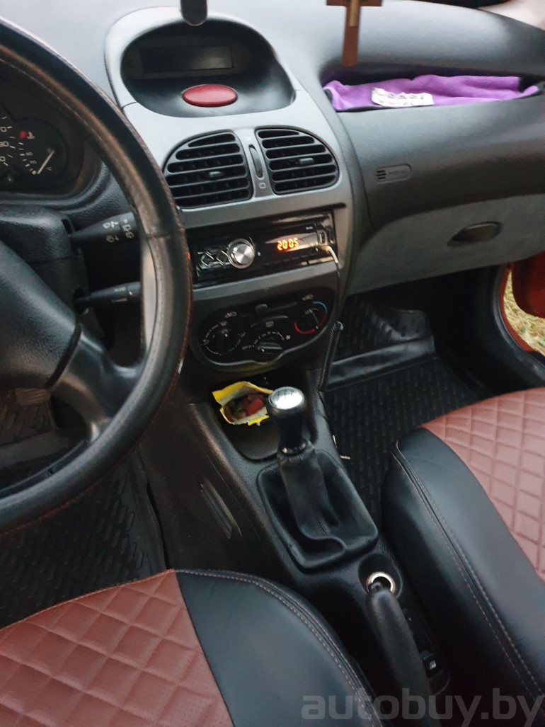 Peugeot 206 1 поколение, 1999 года