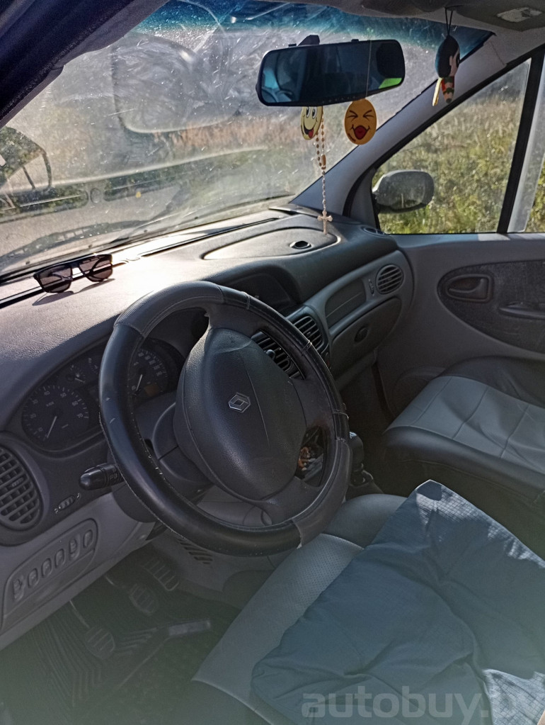Renault Scenic 1 поколение [рестайлинг], 2001 года