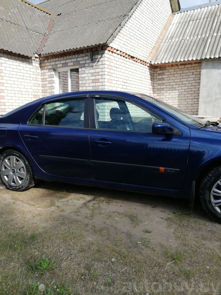 Renault Laguna 2 поколение, 2001 года