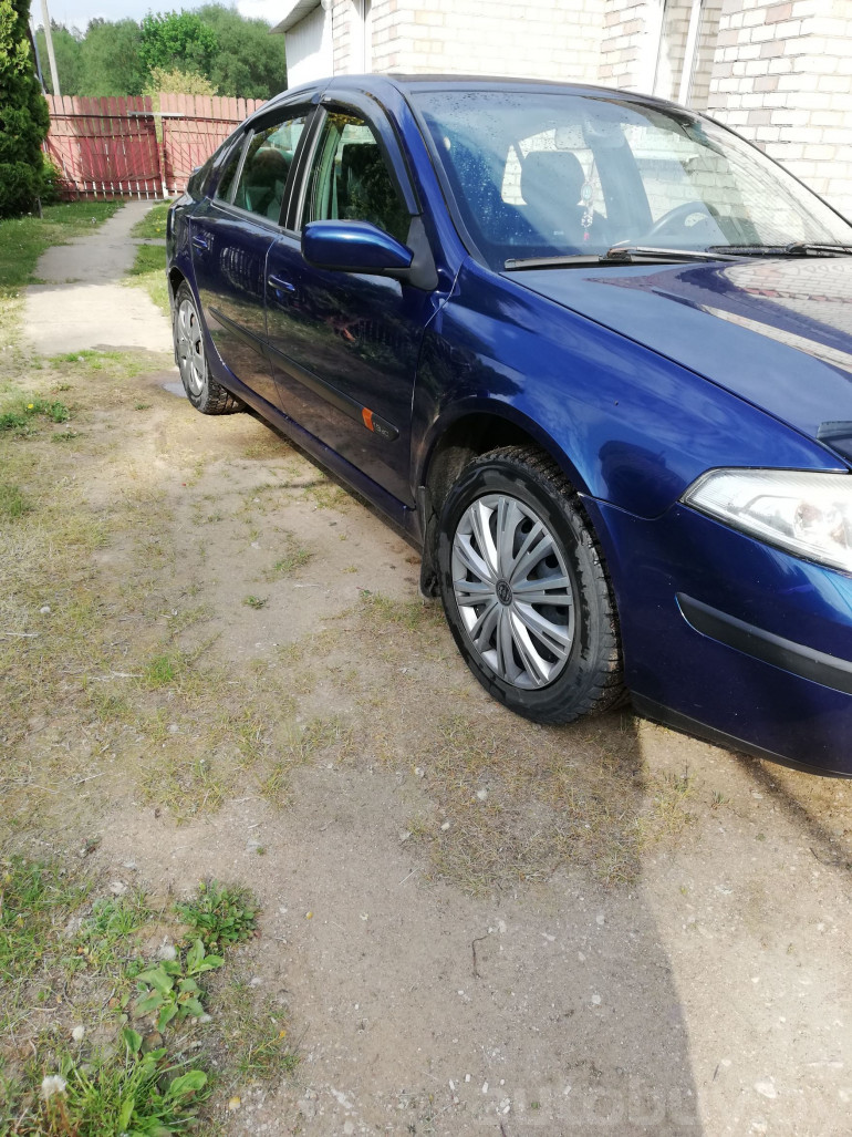 Renault Laguna 2 поколение, 2001 года