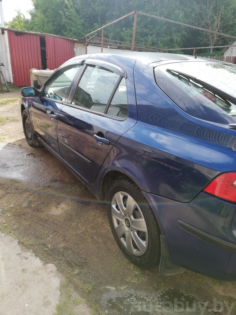 Renault Laguna 2 поколение, 2001 года