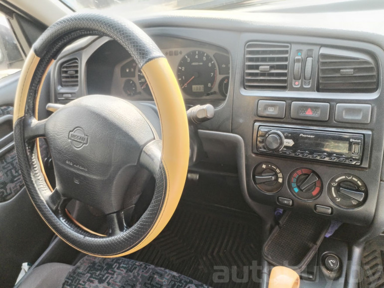 Nissan Primera 2 поколение (P11), 1996 года