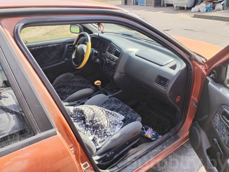 Nissan Primera 2 поколение (P11), 1996 года