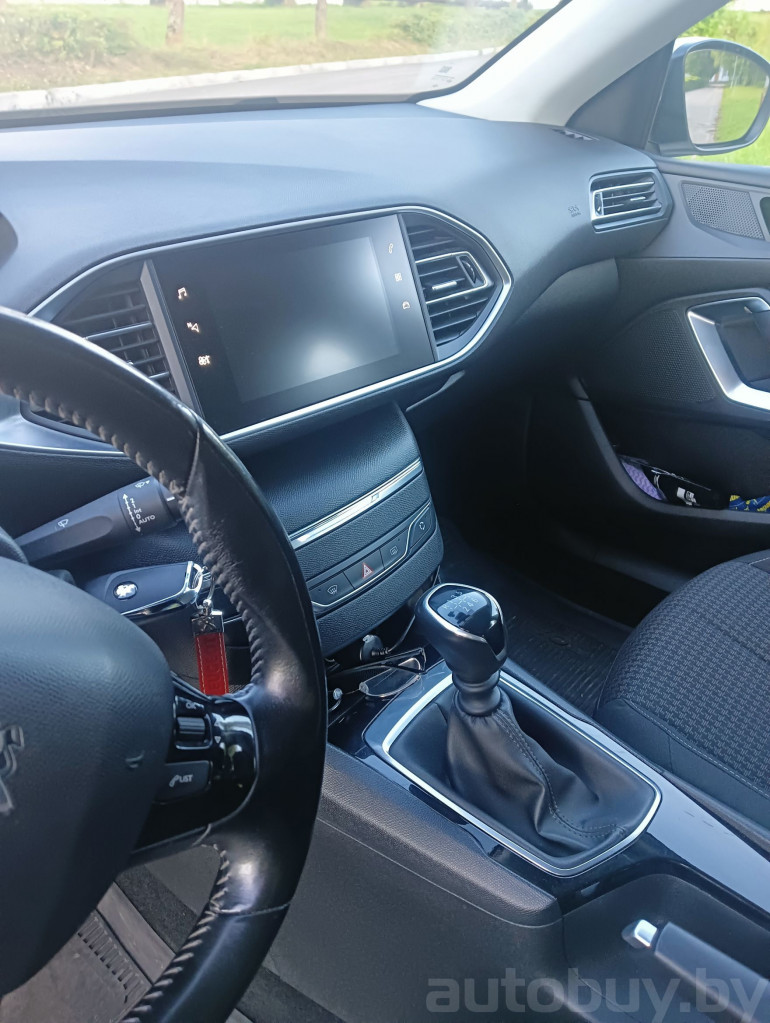 Peugeot 308 2 поколение [рестайлинг], 2019 года