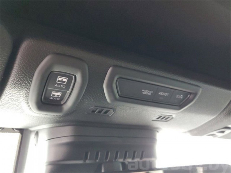Jeep Wrangler 4 поколение (JL), 2021 года