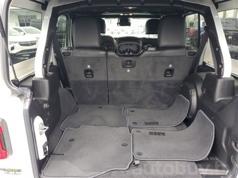 Jeep Wrangler 4 поколение (JL), 2021 года