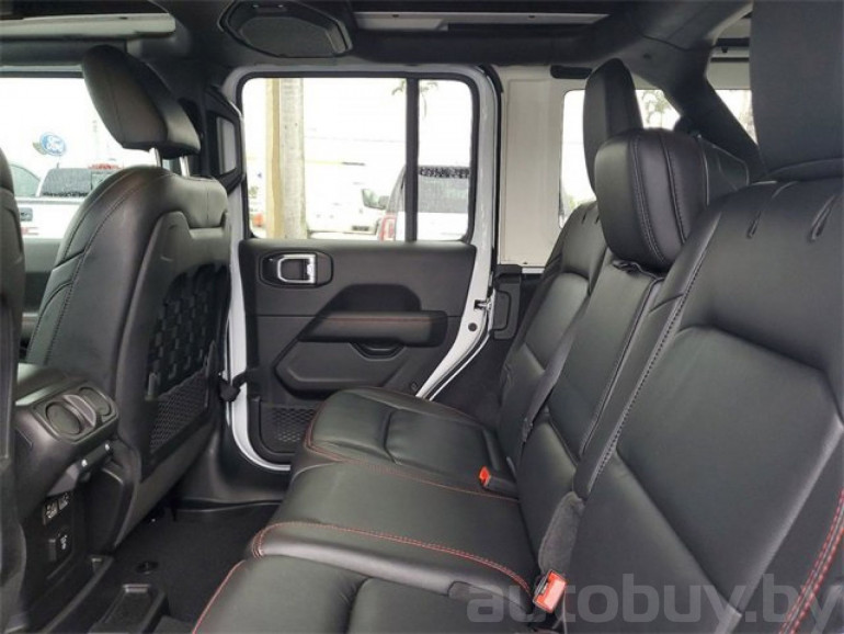 Jeep Wrangler 4 поколение (JL), 2021 года
