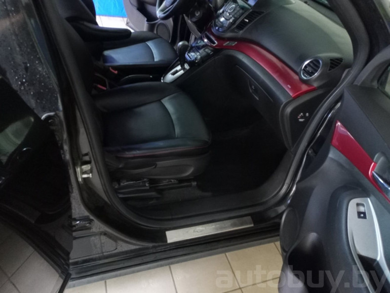 Chevrolet Orlando 1 поколение, 2012 года