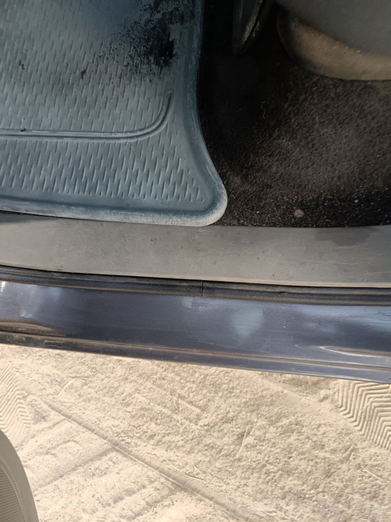 Renault Scenic 2 поколение, 2003 года