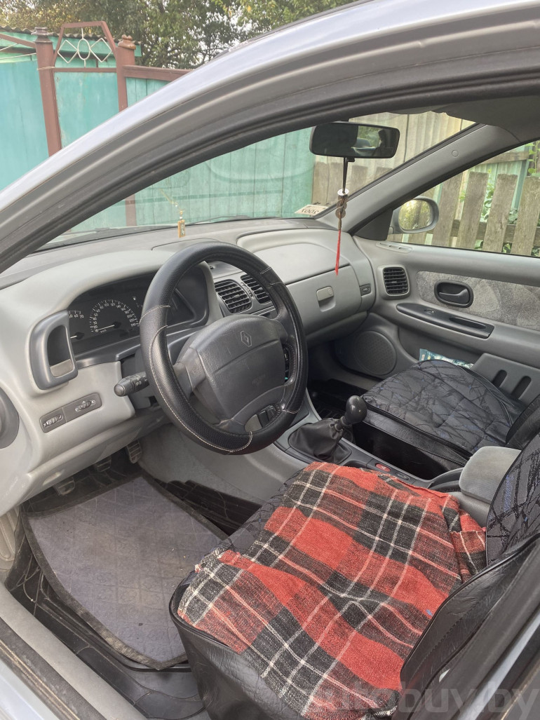 Renault Laguna 1 поколение, 1998 года