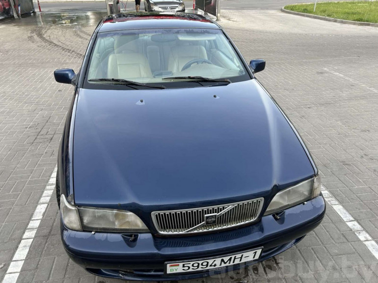 Volvo C70 1 поколение, 2000 года