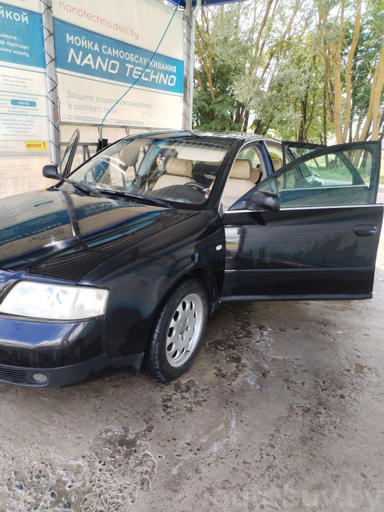 Audi A6 2 поколение (C5), 2000 года