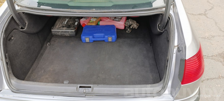 Peugeot 607 1 поколение, 2003 года