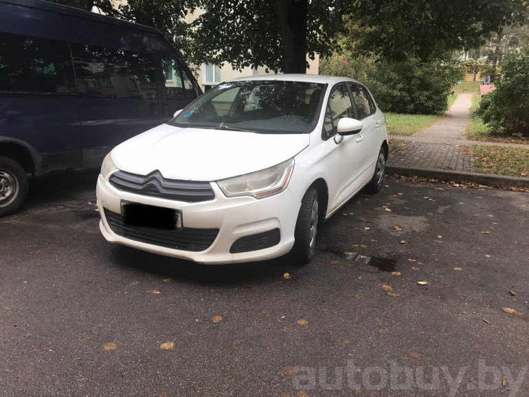 Citroen C4 2 поколение, 2011 года