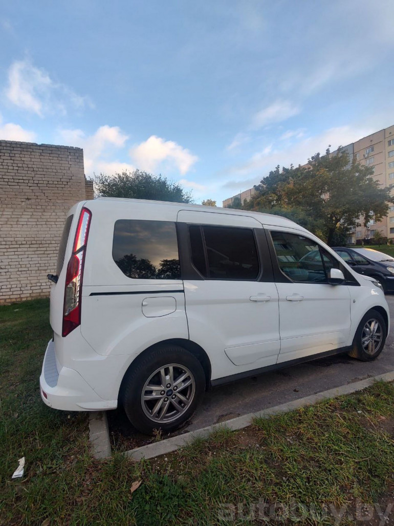 Ford Tourneo Connect 2 поколение [рестайлинг], 2020 года