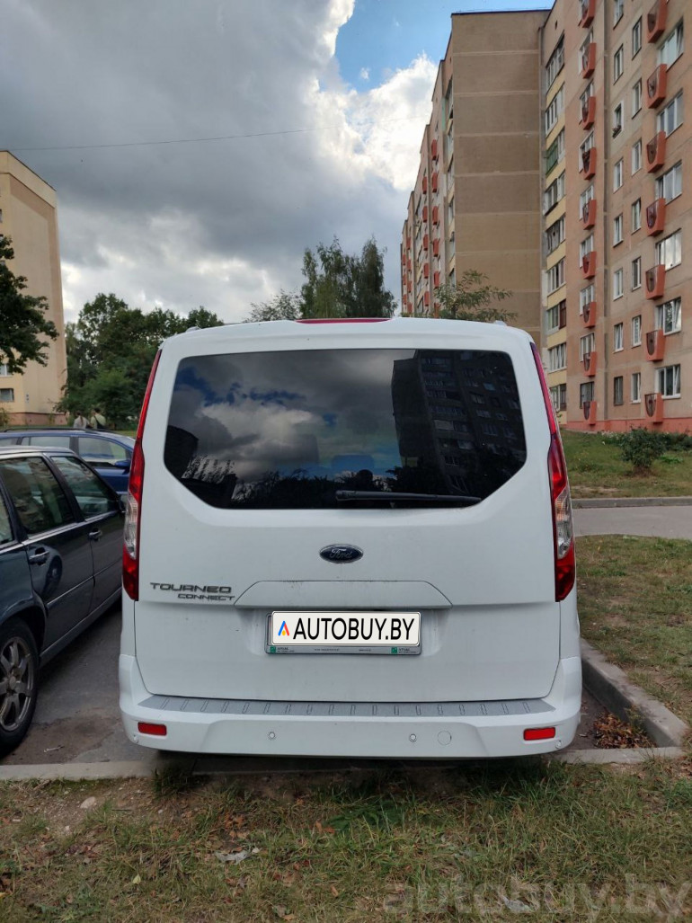 Ford Tourneo Connect 2 поколение [рестайлинг], 2020 года