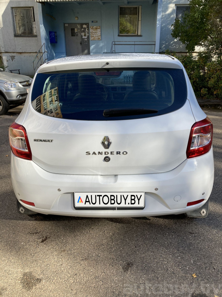 Renault Sandero 2 поколение, 2015 года