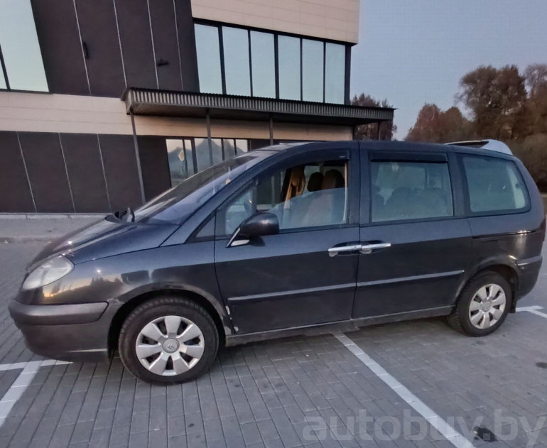 Citroen C8 1 поколение, 2004 года