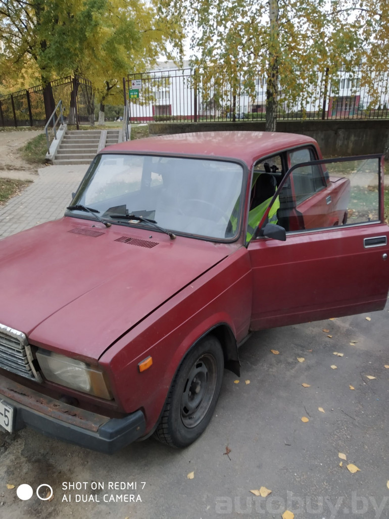 ВАЗ (Lada) 2107 1 поколение, 1990 года