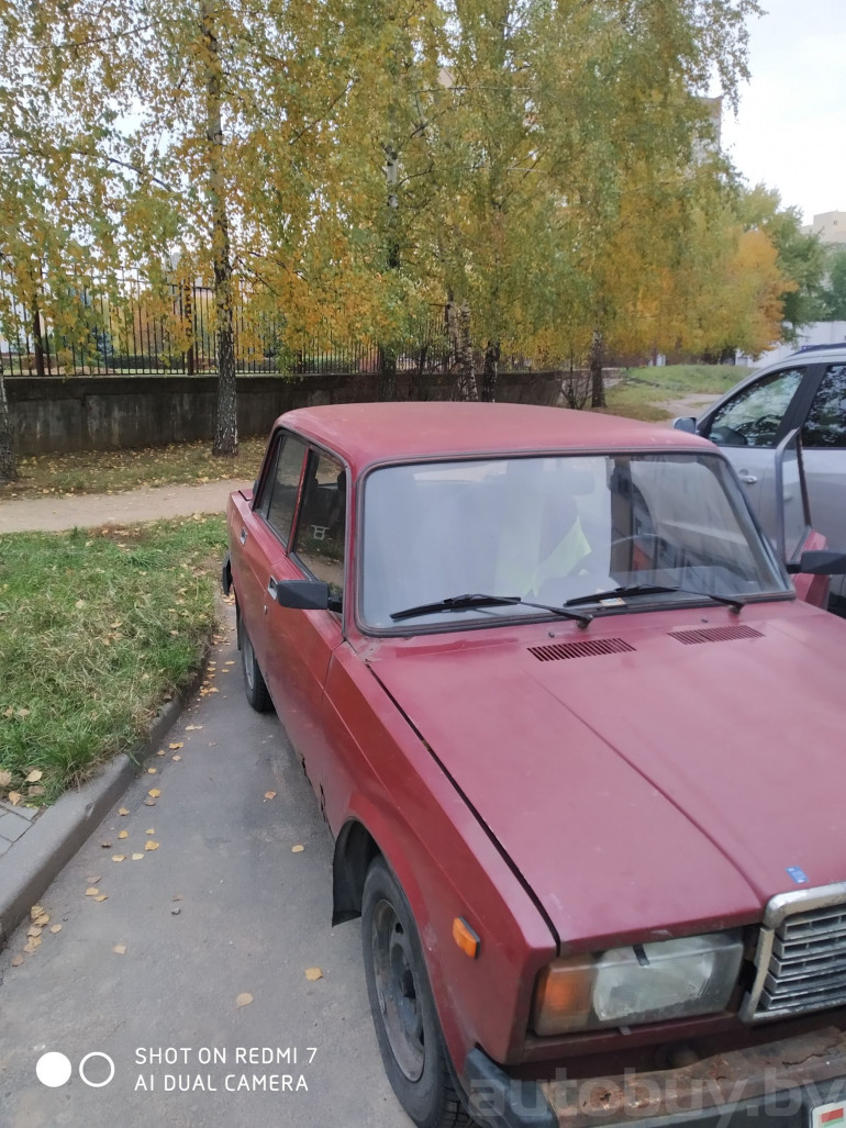 ВАЗ (Lada) 2107 1 поколение, 1990 года