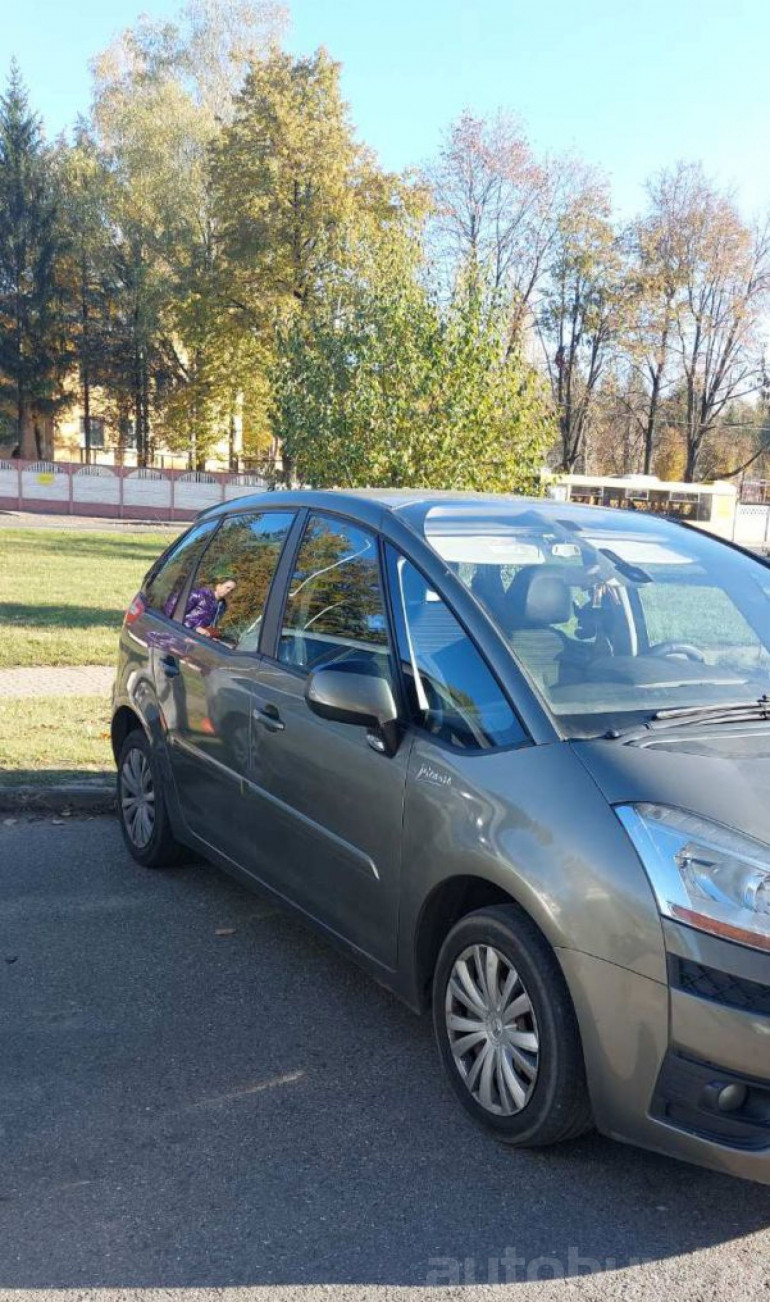 Citroen C4 Picasso 1 поколение, 2010 года