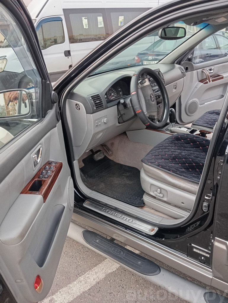 Kia Sorento 1 поколение, 2005 года