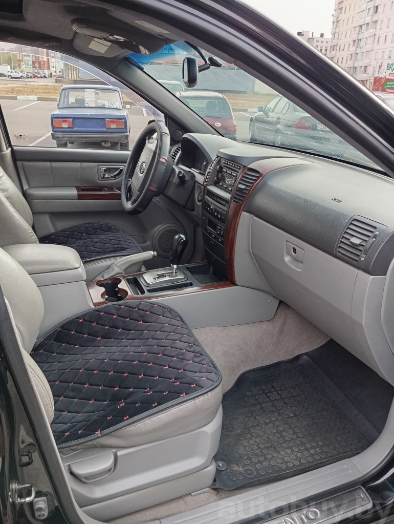 Kia Sorento 1 поколение, 2005 года