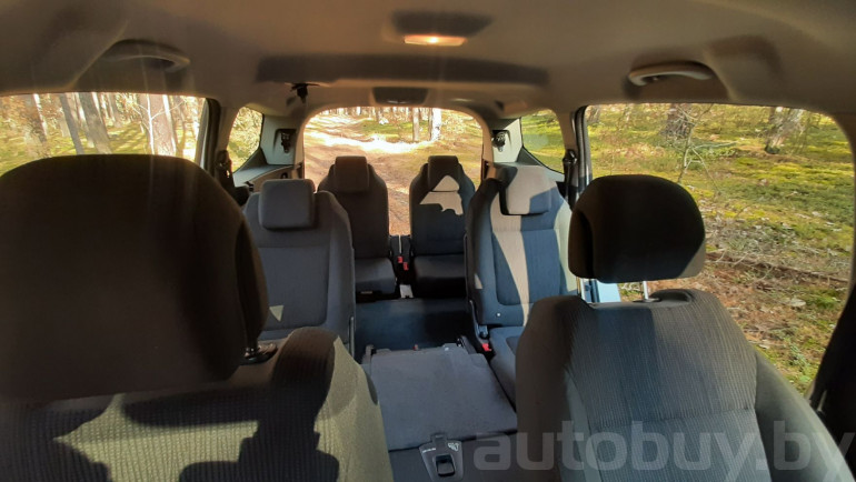 Peugeot 5008 1 поколение [рестайлинг], 2014 года