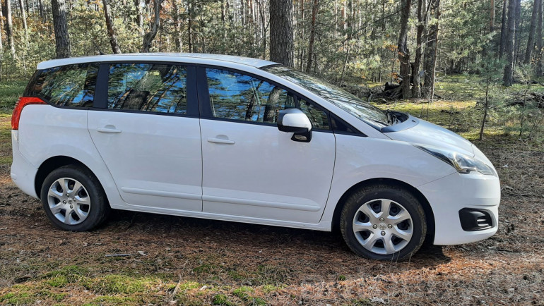 Peugeot 5008 1 поколение [рестайлинг], 2014 года