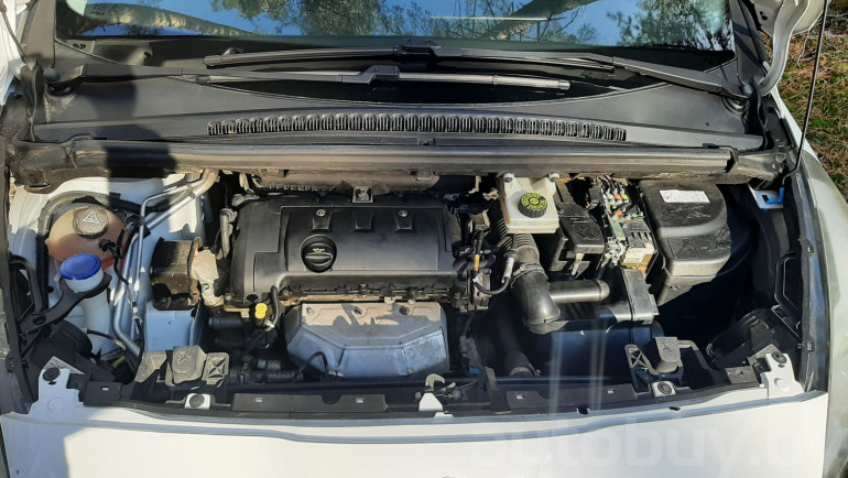 Peugeot 5008 1 поколение [рестайлинг], 2014 года