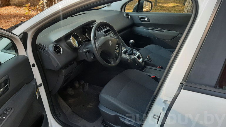 Peugeot 5008 1 поколение [рестайлинг], 2014 года