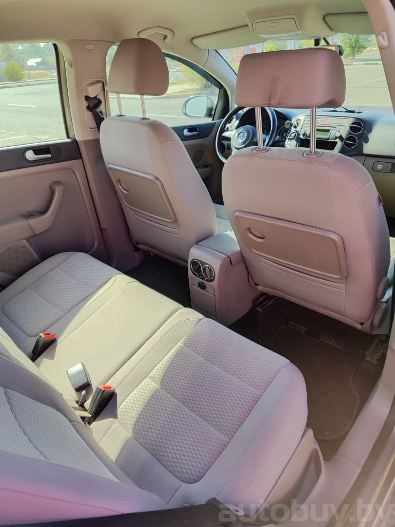 Volkswagen Golf Plus 2 поколение, 2009 года