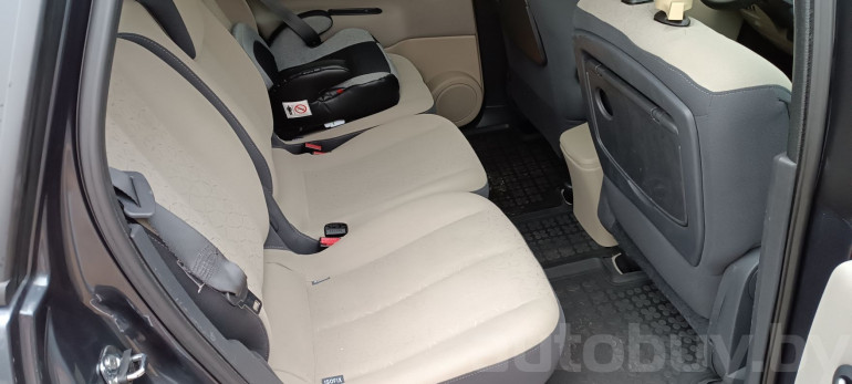 Renault Scenic 2 поколение [рестайлинг], 2008 года